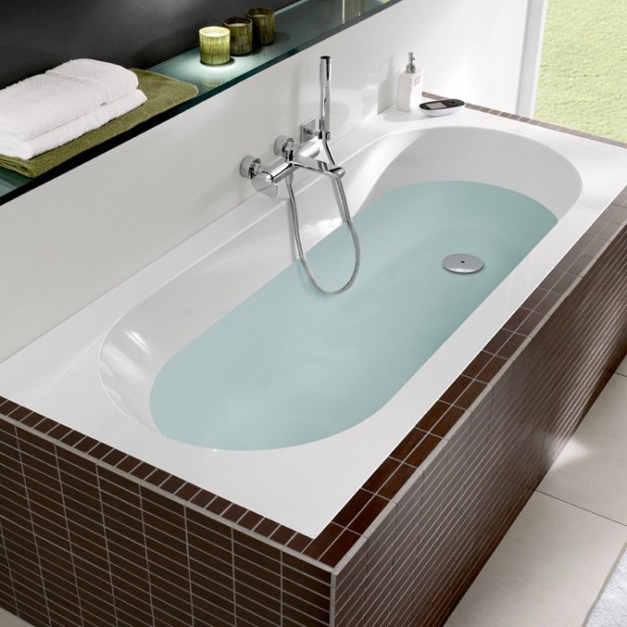 Прямоугольная ванна VILLEROY & BOSH Oberon из материала Quaryl 750 x 1700 мм