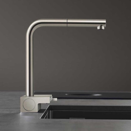 Кухонный смеситель с выдвижным шлангом HANSGROHE Aquno Select M81, 73830800
