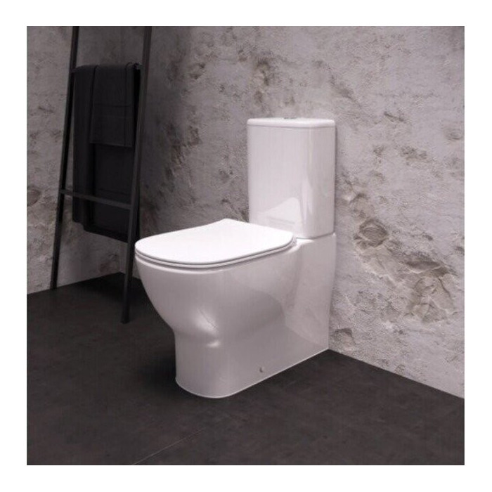 Унитаз с тонкой медленной крышкой IDEAL STANDARD Tesi с технологией AquaBlade