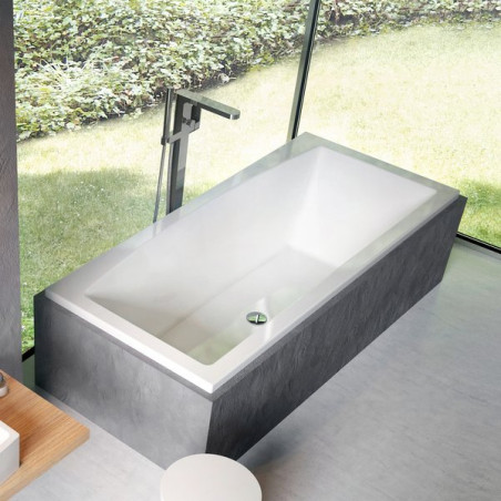 Acrylic rectangular bathtub RAVAK Formy 02