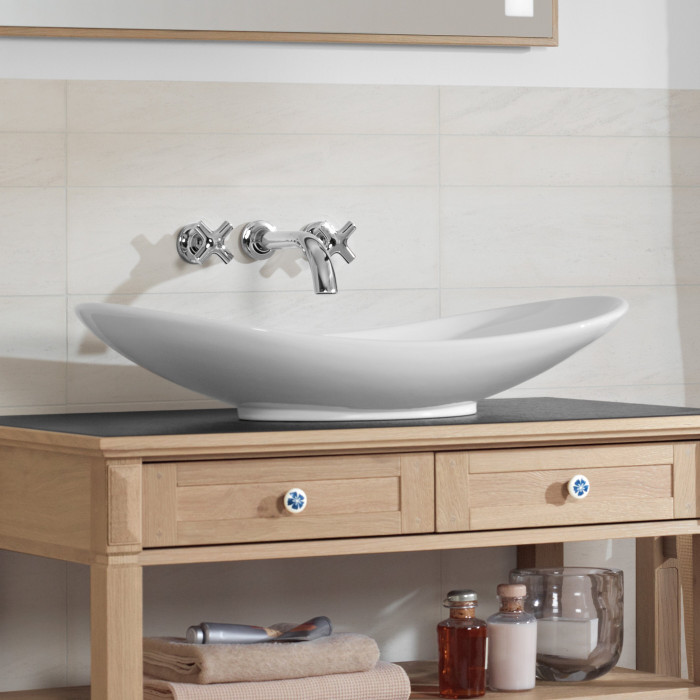Valamu on paigaldatud VILLEROY & BOCH My Nature 810 x 410 mm