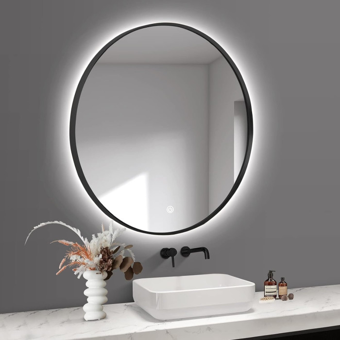 Peegel LED tähtedega 60 x 60 cm musta mati raami abil