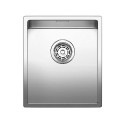 Under the countertop, a BLANCO CLARON 340-U sink is installed, 44x44 cm.