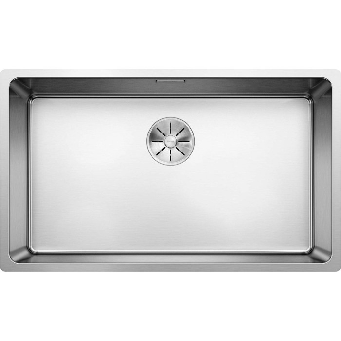 Under the countertop is installed the BLANCO ANDANO 700-U sink, 74x44 cm, without an eccentric valve.