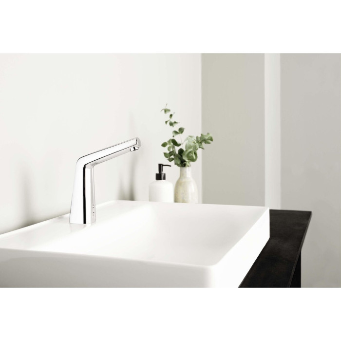 Contactless faucet ORAS Inspera, 3016F